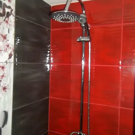 Amazing Center Flat 8 Red